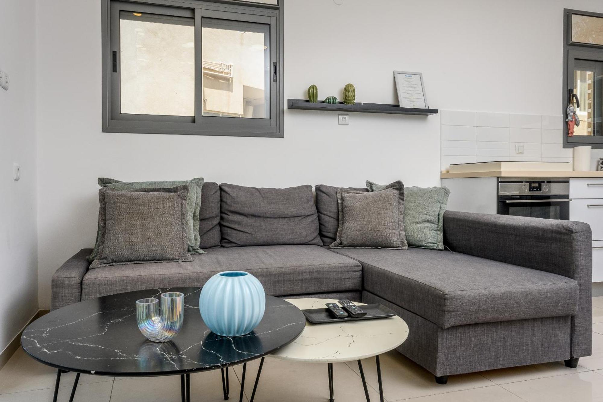 Very Nice 1 Bdr Apartment 2 Min From The Beach ! Tel Aviv Exteriör bild